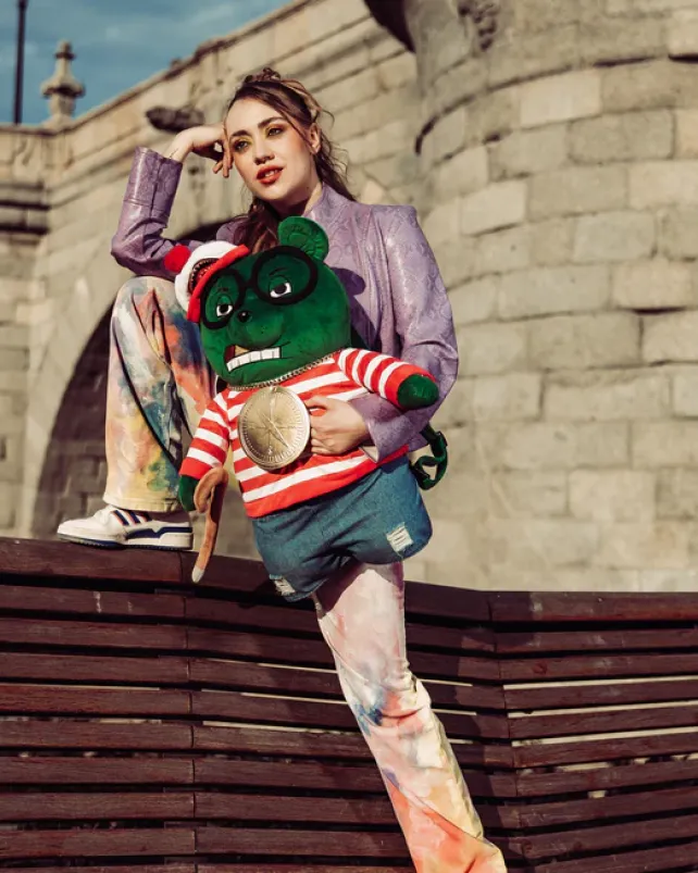 TEDDY BEAR BACKPACKS|BACKPACKS>SPRAYGROUND WHERES WALDO MONEYBEAR TEDDYBEAR BACKPACK