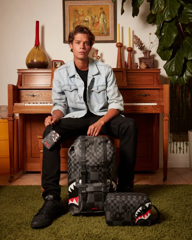 TOILETRIES AKA MONEY BAGS>SPRAYGROUND XTC GREY SHARKS IN PARIS TOILETRY BAG