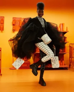 SLINGS|HANDBAGS><noscript><img width=
