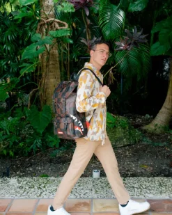 HILLS|BACKPACKS><noscript><img width=